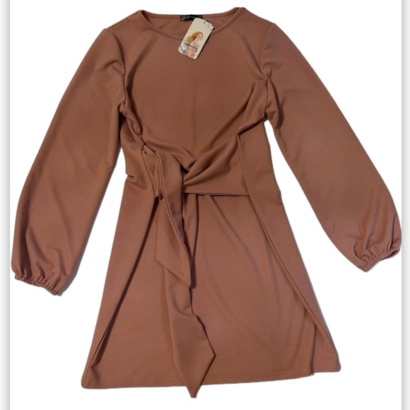 Pretty Garden Dresses & Skirts - Pretty Garden City Chic Belted Midi Long Sleeved Mauve Size M Women’s Dress